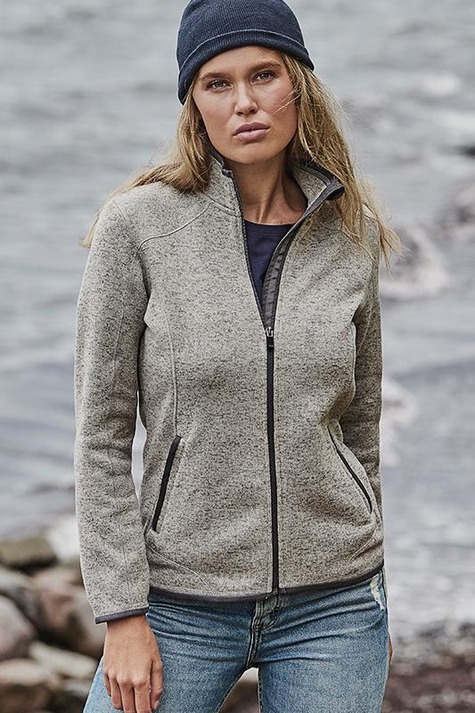 4157d3213737fa19c2a2ef69311a6f54