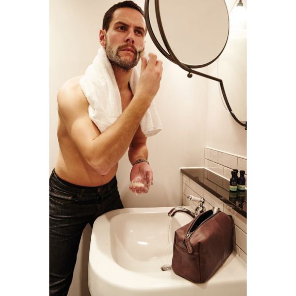 img_1528800135438921